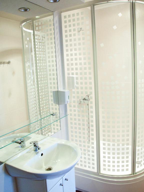 Niewiesze Hotel Zagiel חדר תמונה