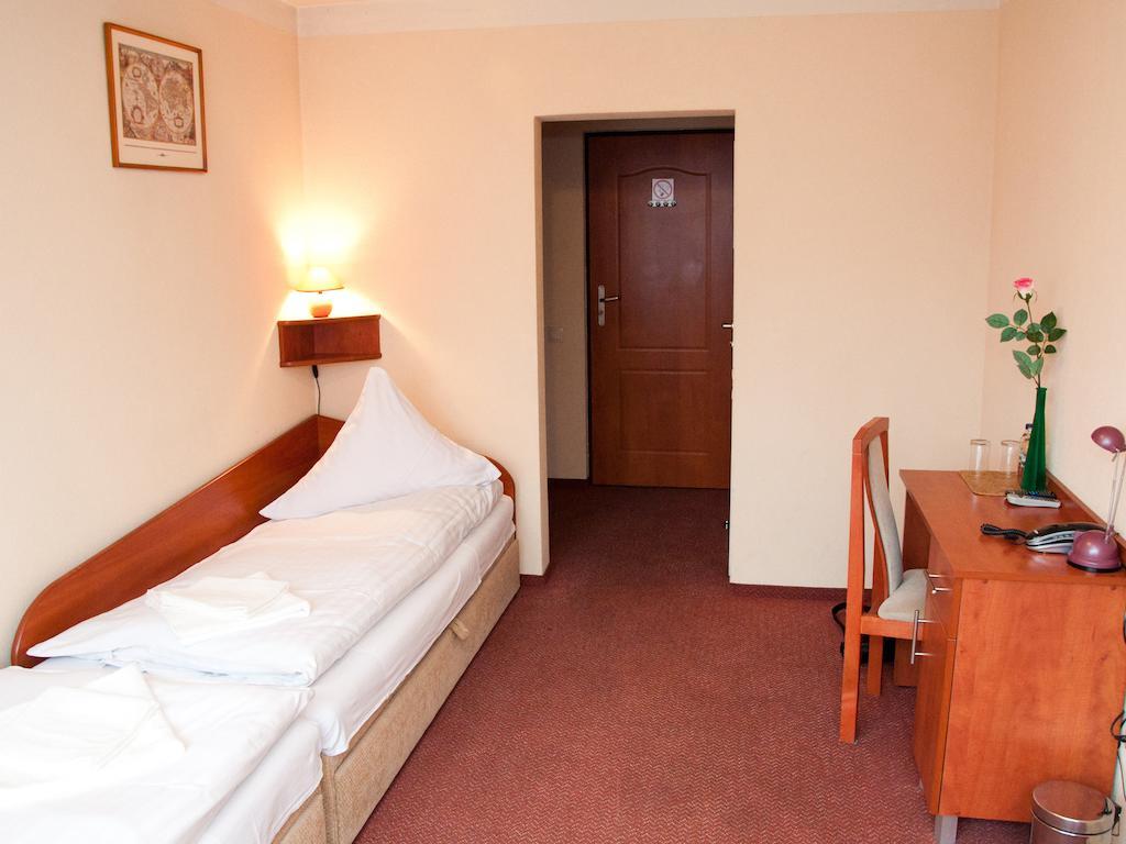 Niewiesze Hotel Zagiel חדר תמונה