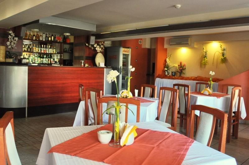 Niewiesze Hotel Zagiel מראה חיצוני תמונה